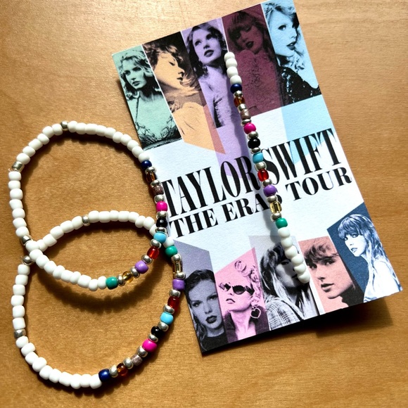 TAYLOR SWIFT The Eras Tour Bracelet - Picture 3 of 4